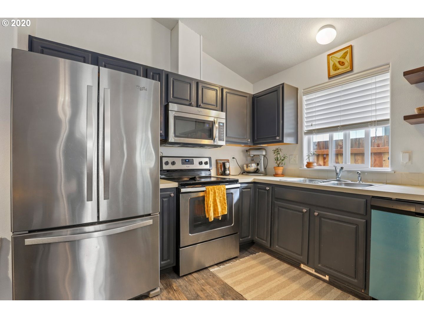 11756 Southeast Oak Street Portland, OR 97216 - Photo 10 of 30