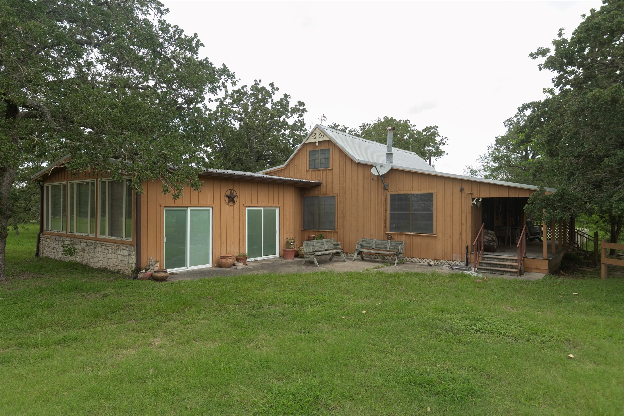 4721 Andreas Road Round Top, TX 78954 - Photo 4 of 20 Sunroom View 2