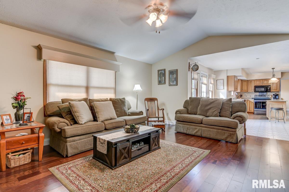4400 Fielding Drive Springfield, IL 62711 - Photo 17 of 35
