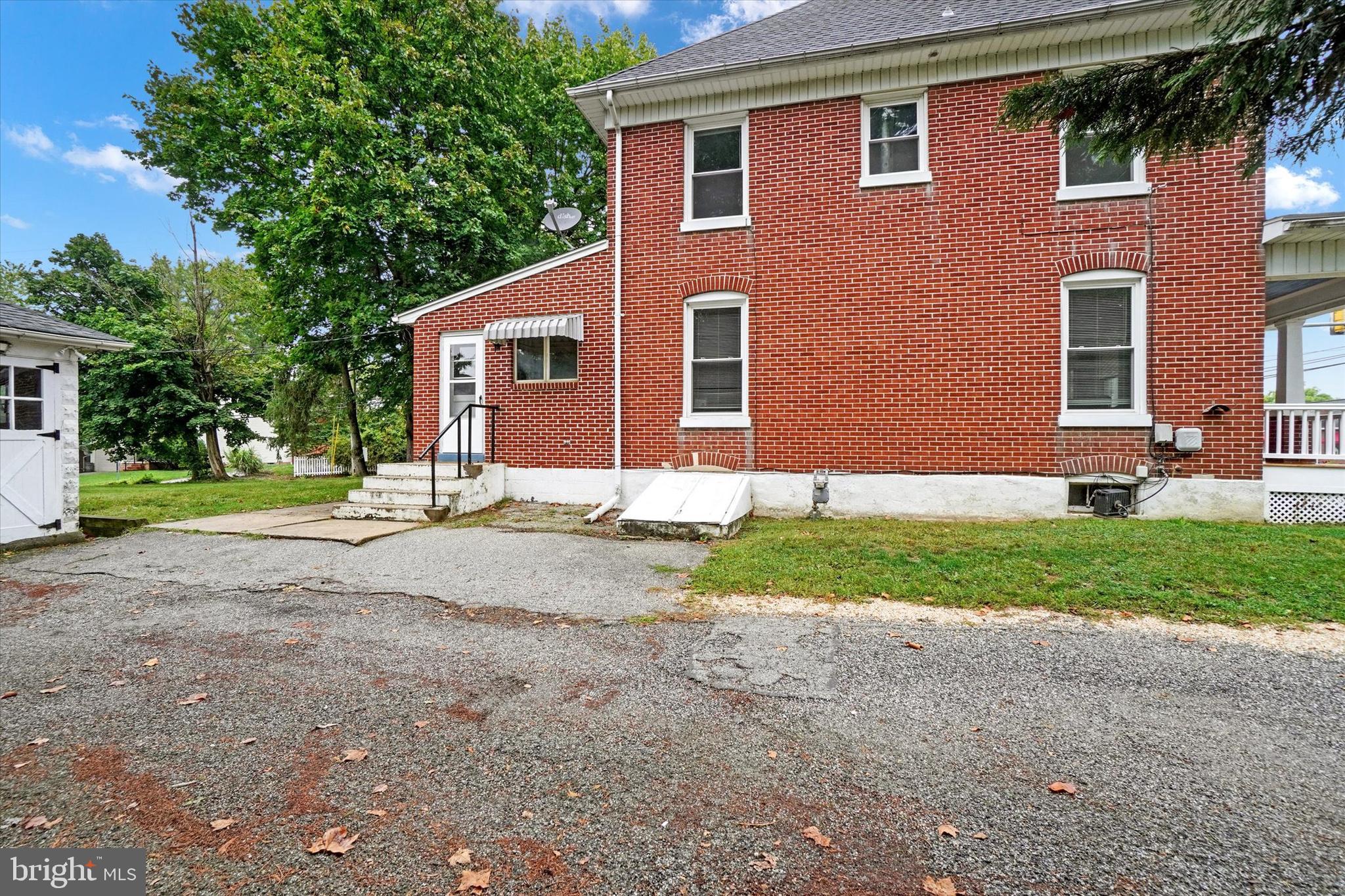 2 South Main Street Jacobus, PA 17407 - Photo 28 of 30 Gallery Image 28