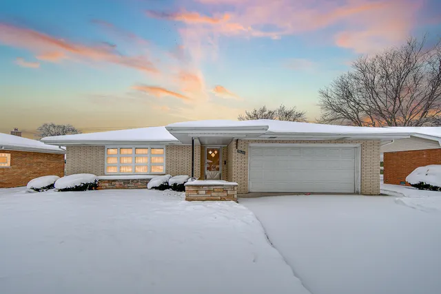 $339,000 | 9620 South Keeler Avenue, Oak Lawn, IL 60453