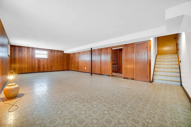 $339,000 | 9620 South Keeler Avenue, Oak Lawn, IL 60453