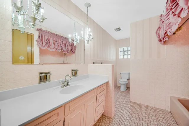 $339,000 | 9620 South Keeler Avenue, Oak Lawn, IL 60453