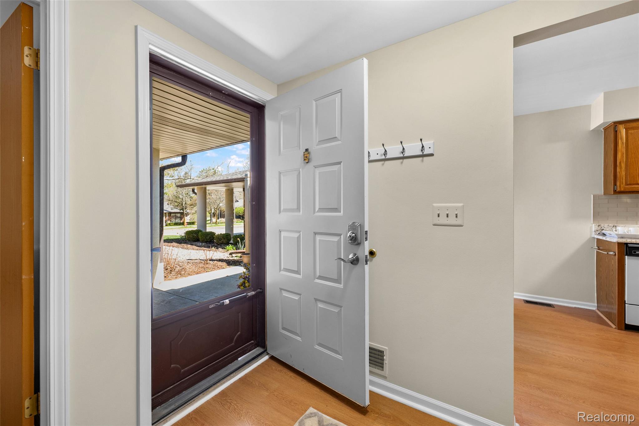 985 Wexford Way, Unit 34 Rochester, MI 48307 - Photo 6 of 31 985 Wexford Way_06.jpg