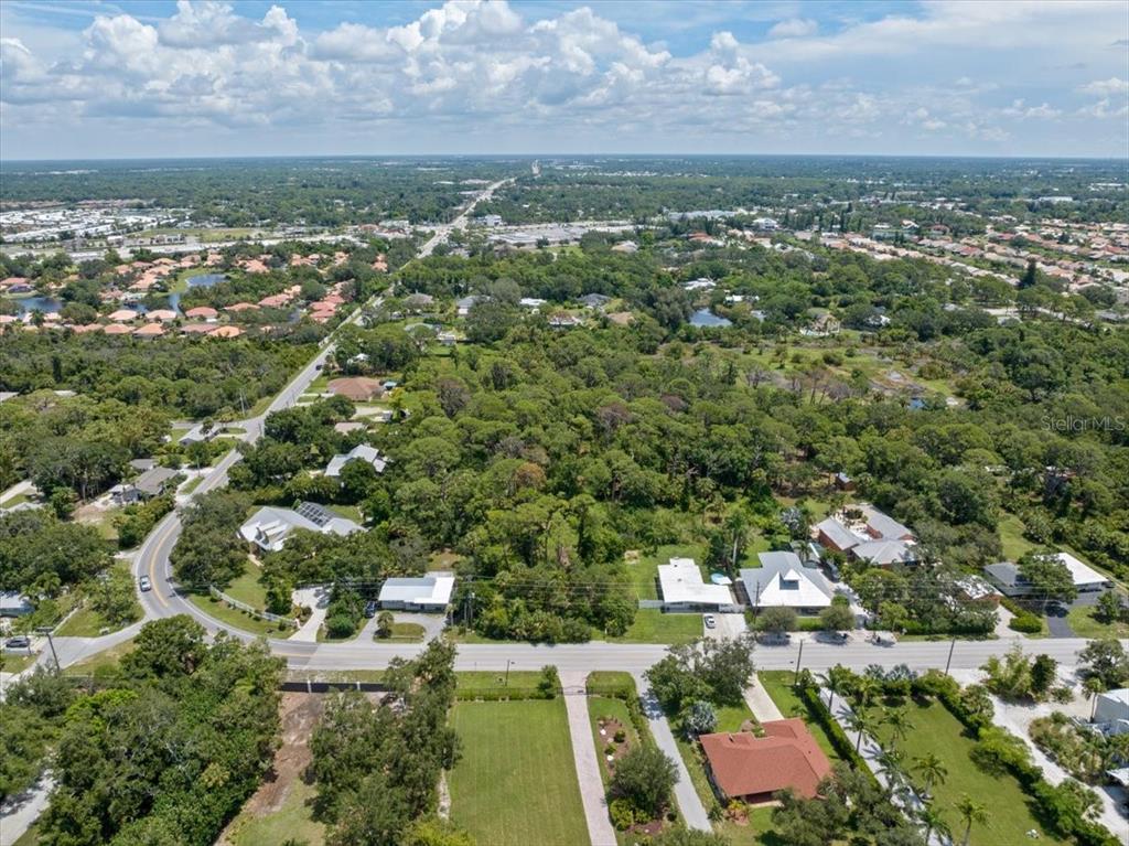 Bayshore Road Nokomis, FL 34275 - Photo 7 of 42 an aerial view of multiple house