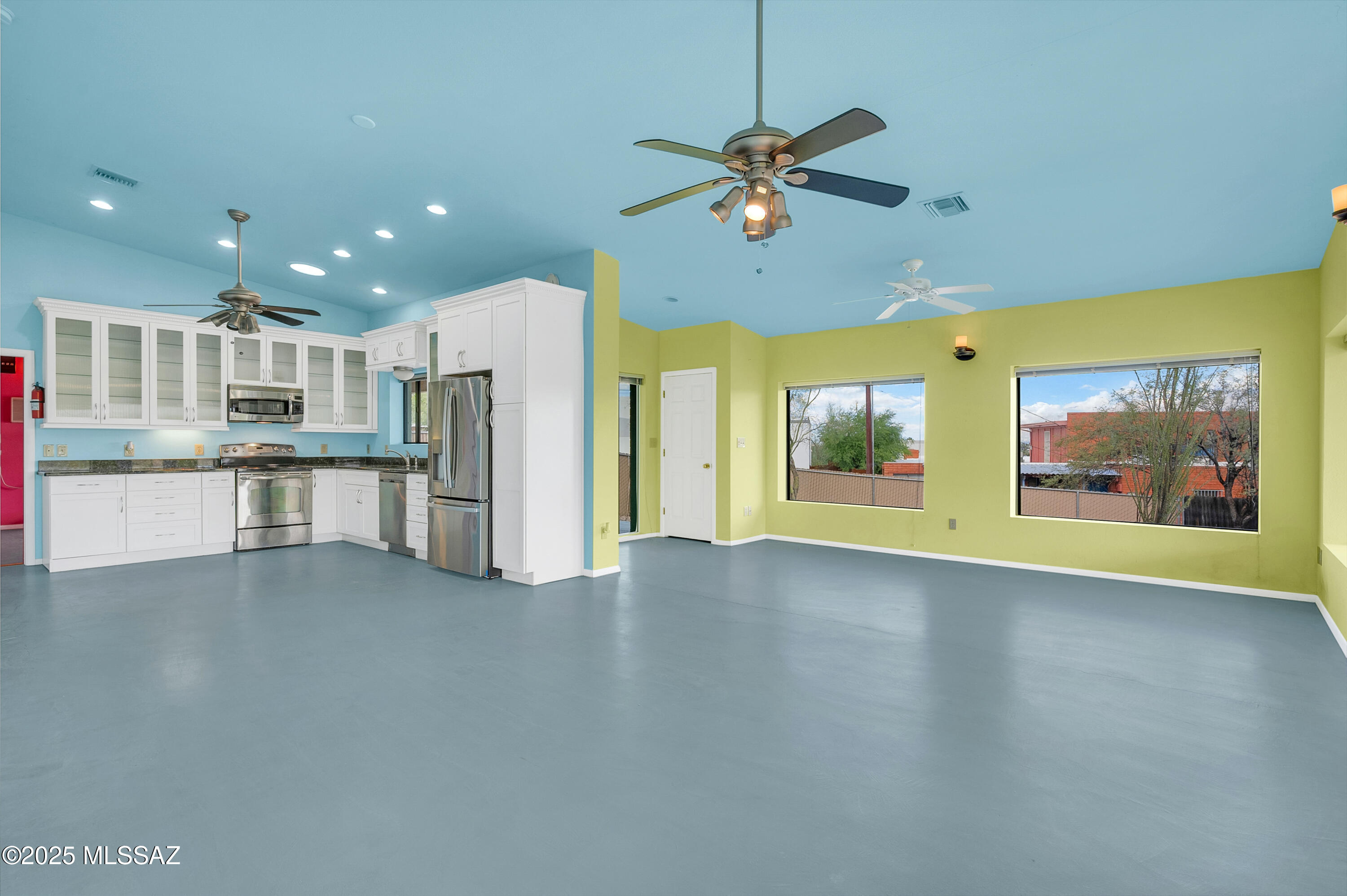 202 Sentinel Peak Road South Tucson, AZ 85745 - Photo 12 of 36