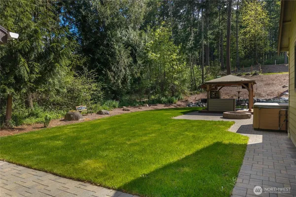 $699,950 | 7805 300th St Court South, Roy, WA 98580