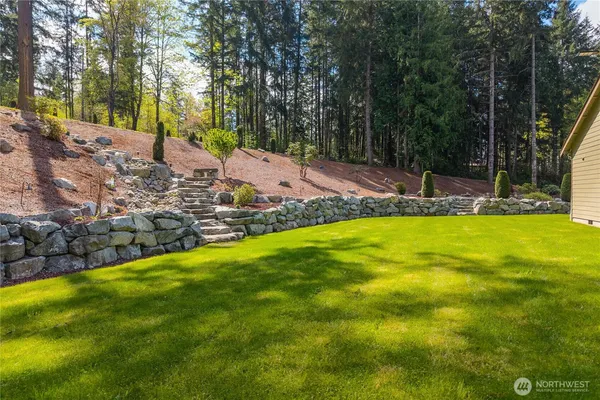$699,950 | 7805 300th St Court South, Roy, WA 98580