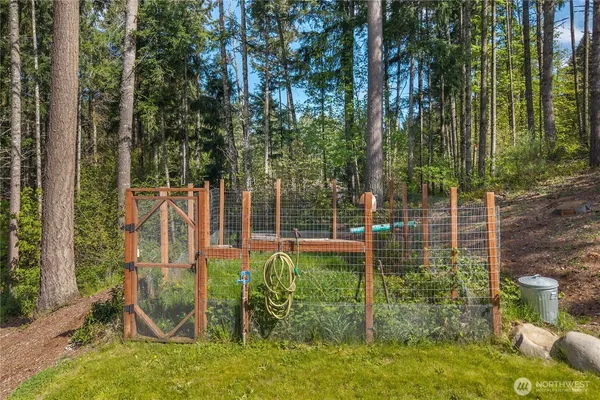 $699,950 | 7805 300th St Court South, Roy, WA 98580