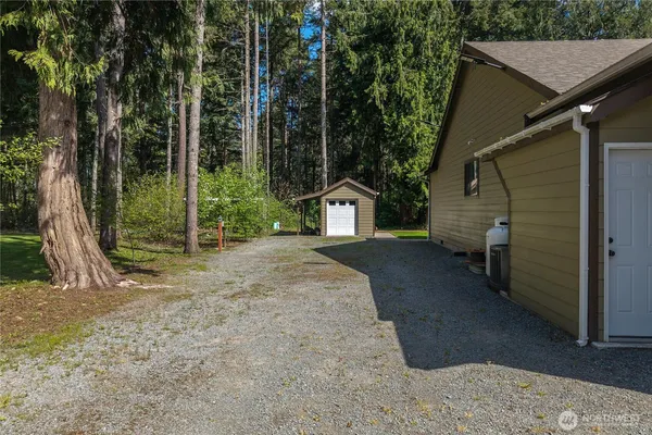 $699,950 | 7805 300th St Court South, Roy, WA 98580