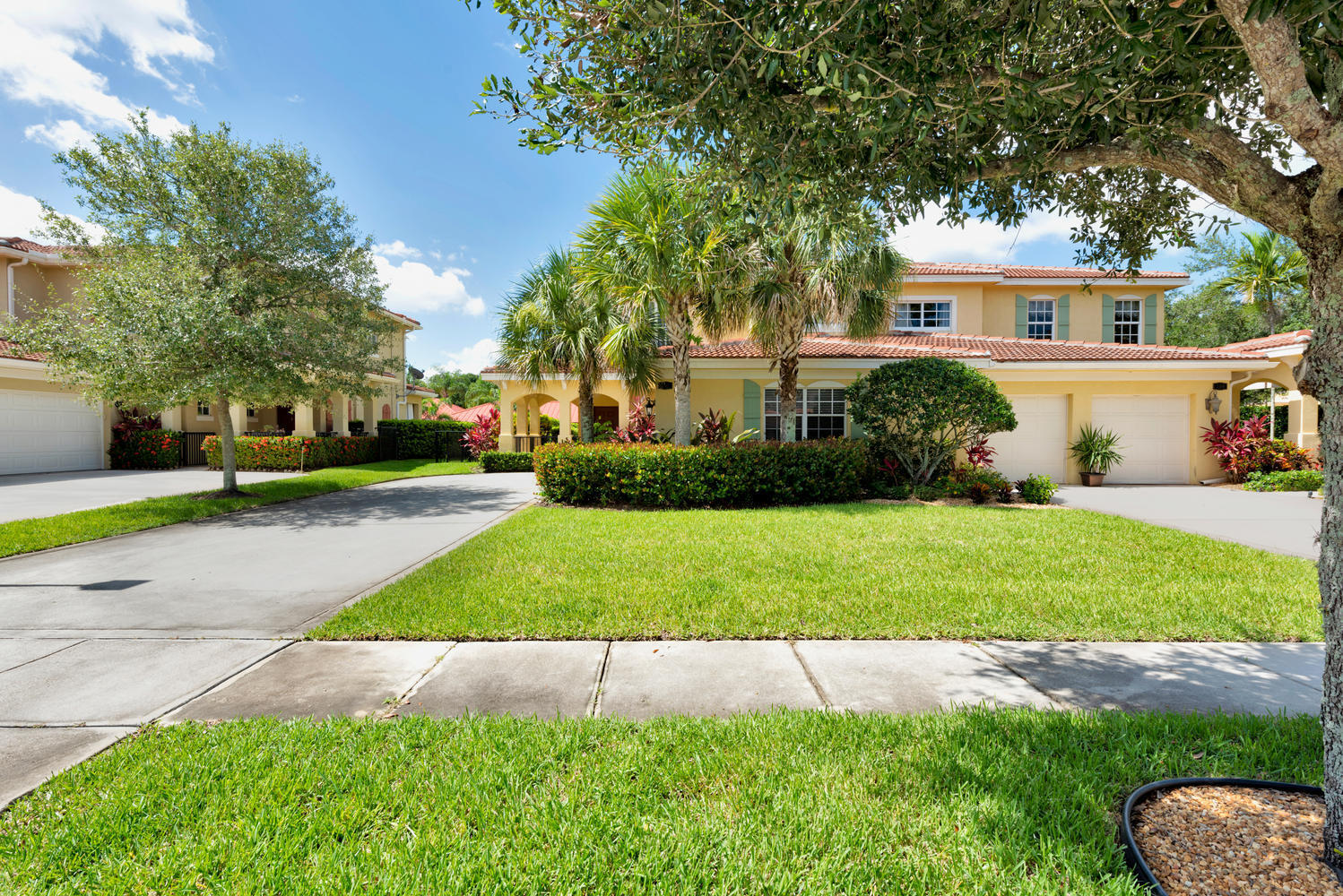 108 White Wing Lane Jupiter, FL 33458 - Photo 2 of 41 FRONT EXTERIOR