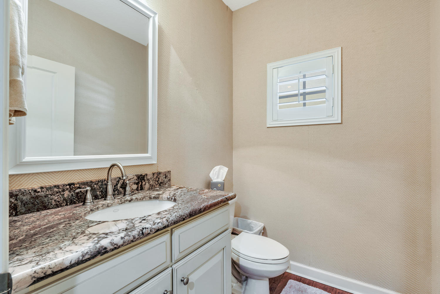 108 White Wing Lane Jupiter, FL 33458 - Photo 10 of 41 POWDER ROOM