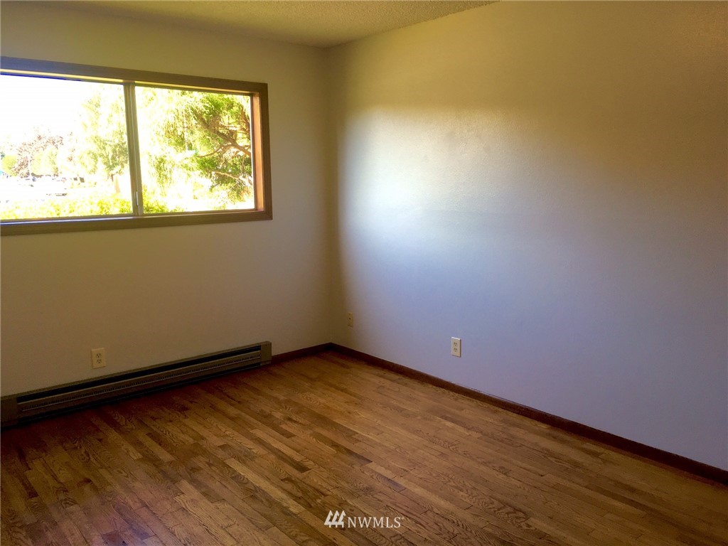 3241 Maple Street Longview, WA 98632 - Photo 12 of 20 Gallery Image 12