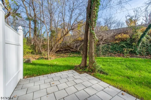 $5,000 | 302 South Street, Unit A, New Providence, NJ 07974