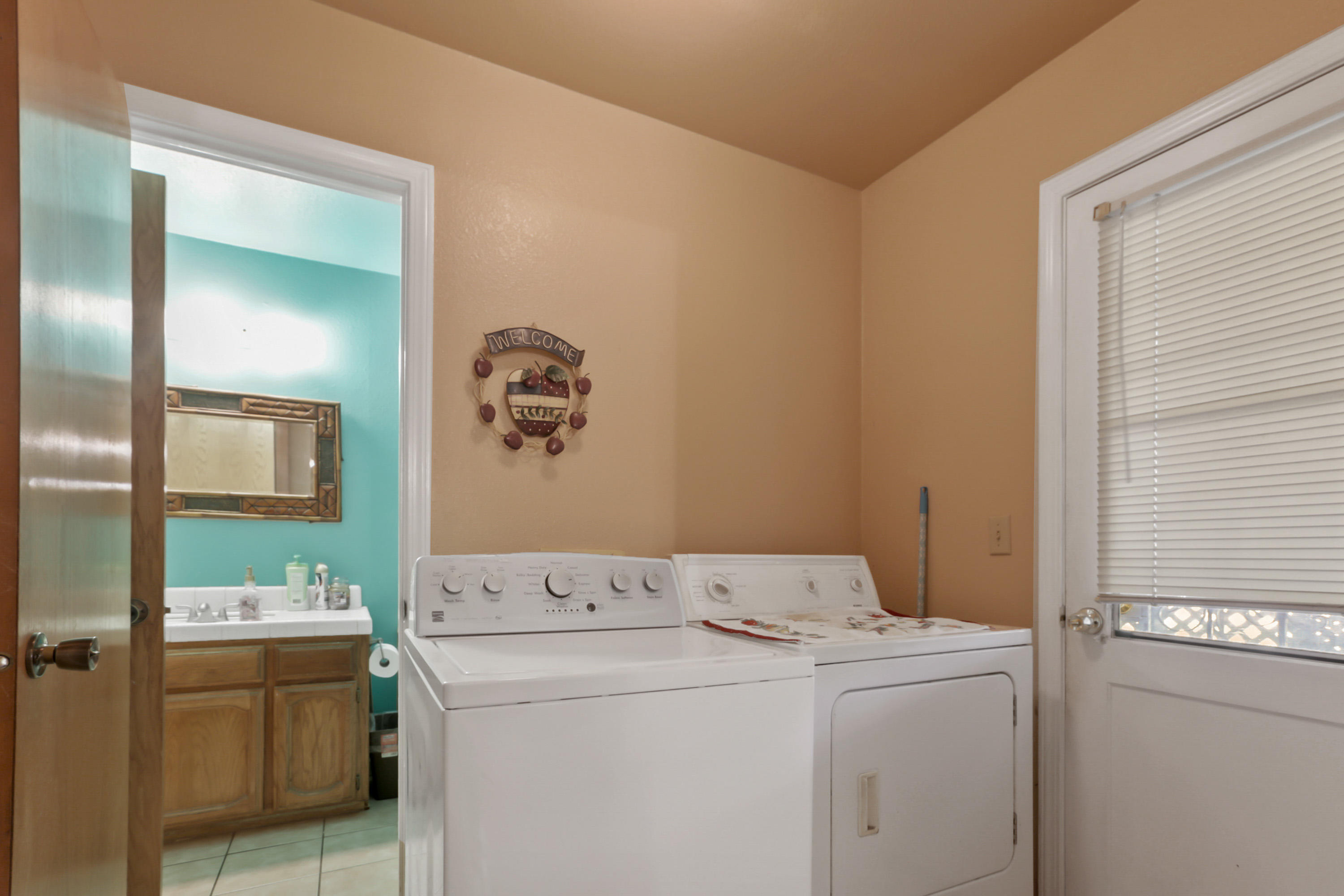 2171 North Belmont Road, Unit A Exeter, CA 93221 - Photo 15 of 32 2H1A7984