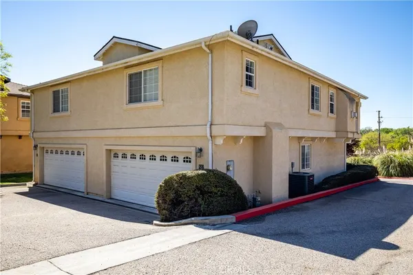 $499,000 | 827 Marlbank Place, Paso Robles, CA 93446