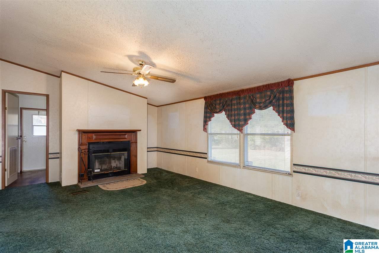 470 Ina Lane Oxford, AL 36203 - Photo 4 of 39
