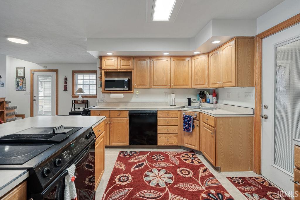 2122 Wolfs Point Drive Rochester, IN 46975 - Photo 18 of 32 Gallery Image 18