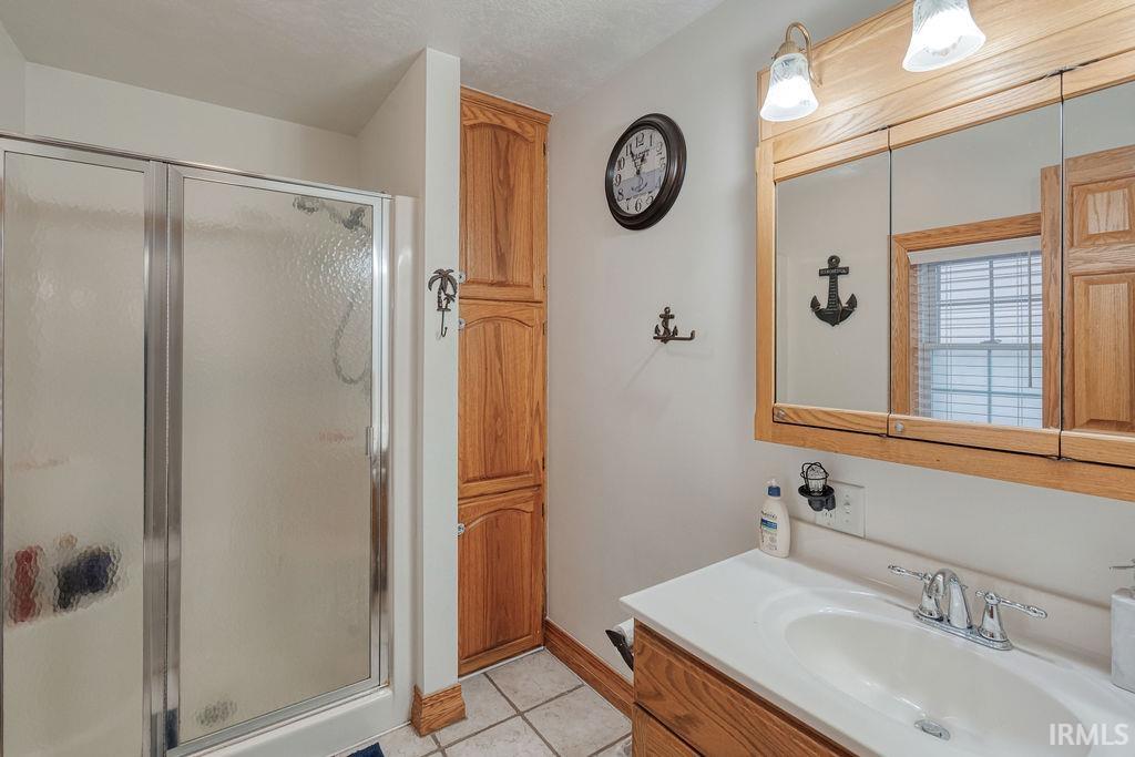 2122 Wolfs Point Drive Rochester, IN 46975 - Photo 20 of 32 Gallery Image 20