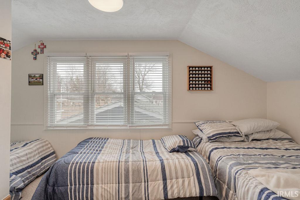 2122 Wolfs Point Drive Rochester, IN 46975 - Photo 24 of 32 Gallery Image 24