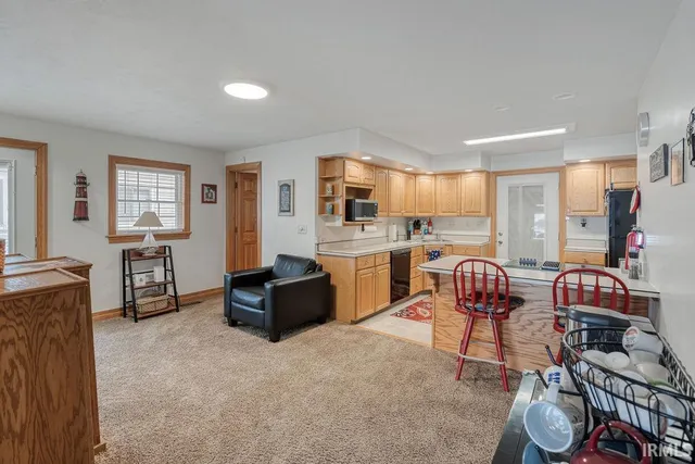 $649,000 | 2122 Wolfs Point Drive, Rochester, IN 46975