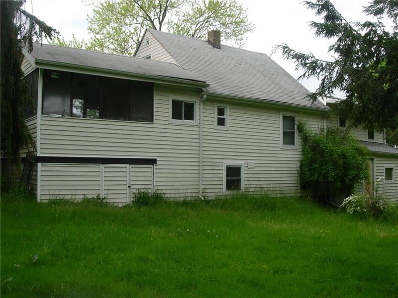 836 Gardner Center Road New Castle, PA 16101 - Photo 3 of 8