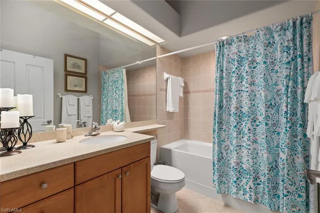 $700,000 | 8583 Via Lungomare Circle, Unit 201, Estero, FL 33928