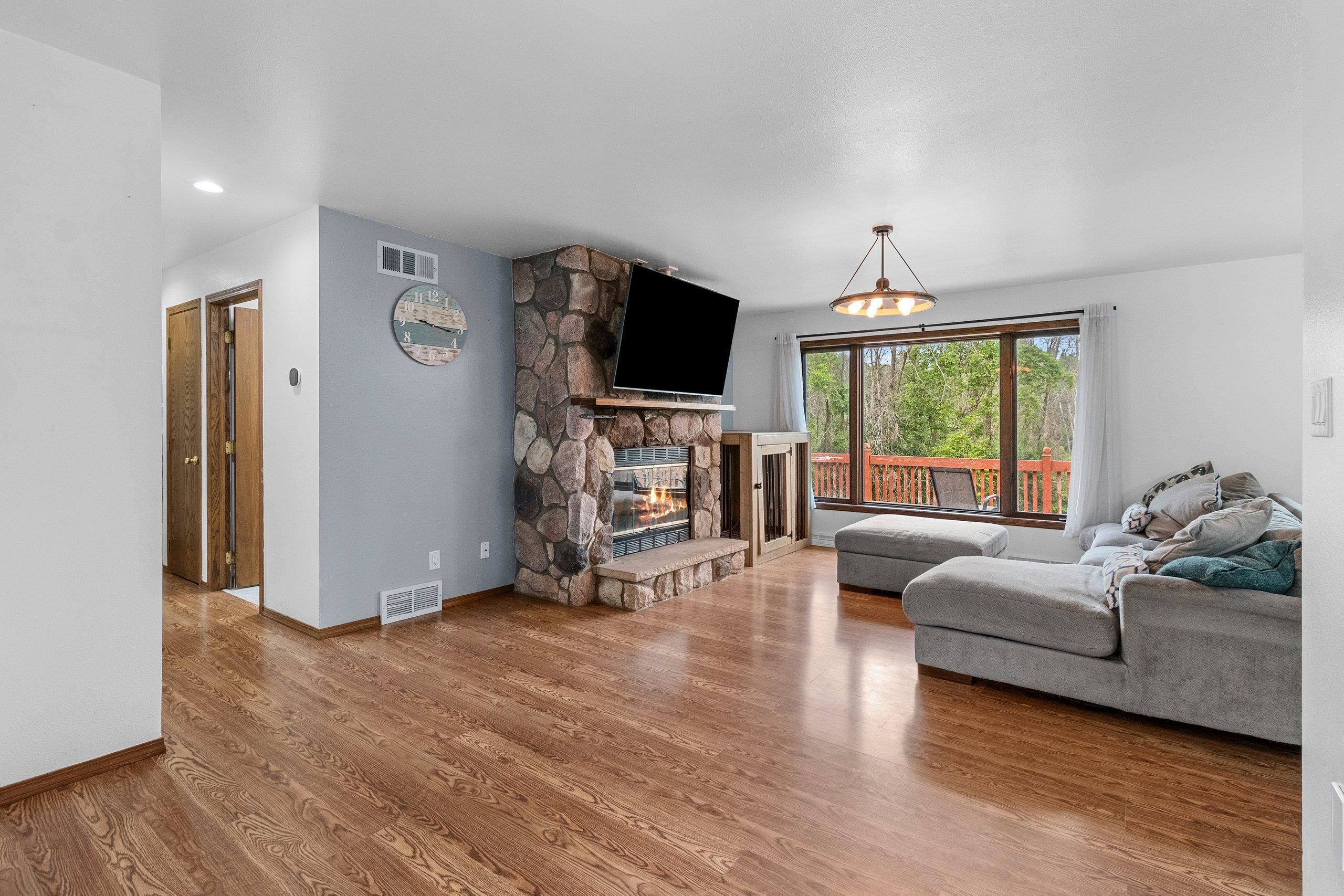 1880 County Road South Reedsville, WI 54230 - Photo 6 of 73 Gallery Image 6
