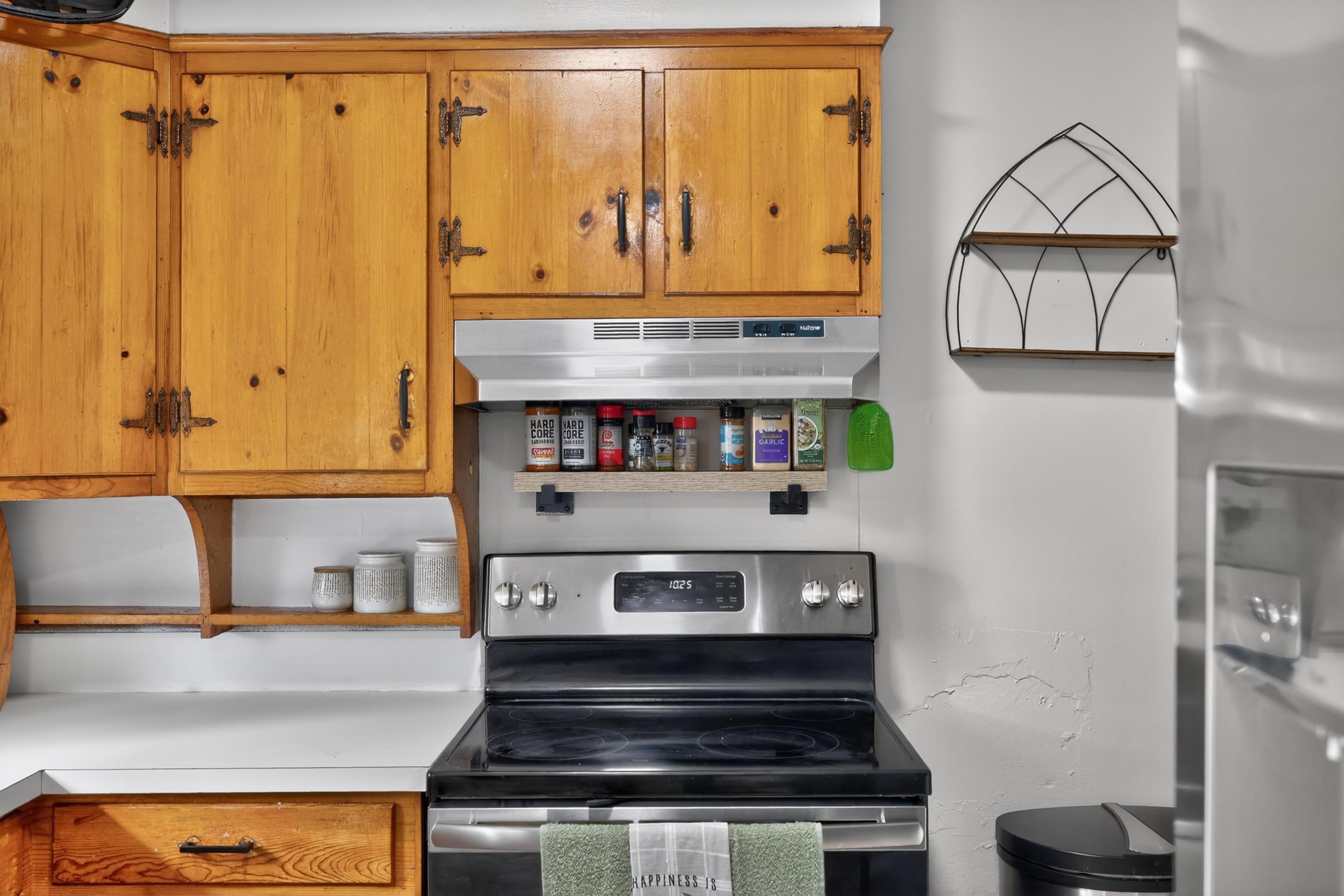7827 Lee Highway Raphine, VA 24472 - Photo 23 of 62 a stove top oven sitting inside of a kitchen