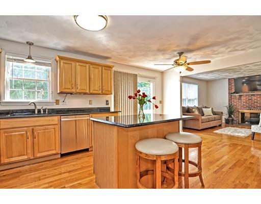 27 Huntsbridge Road North Attleboro, MA 02760 - Photo 10 of 42 Gallery Image 10