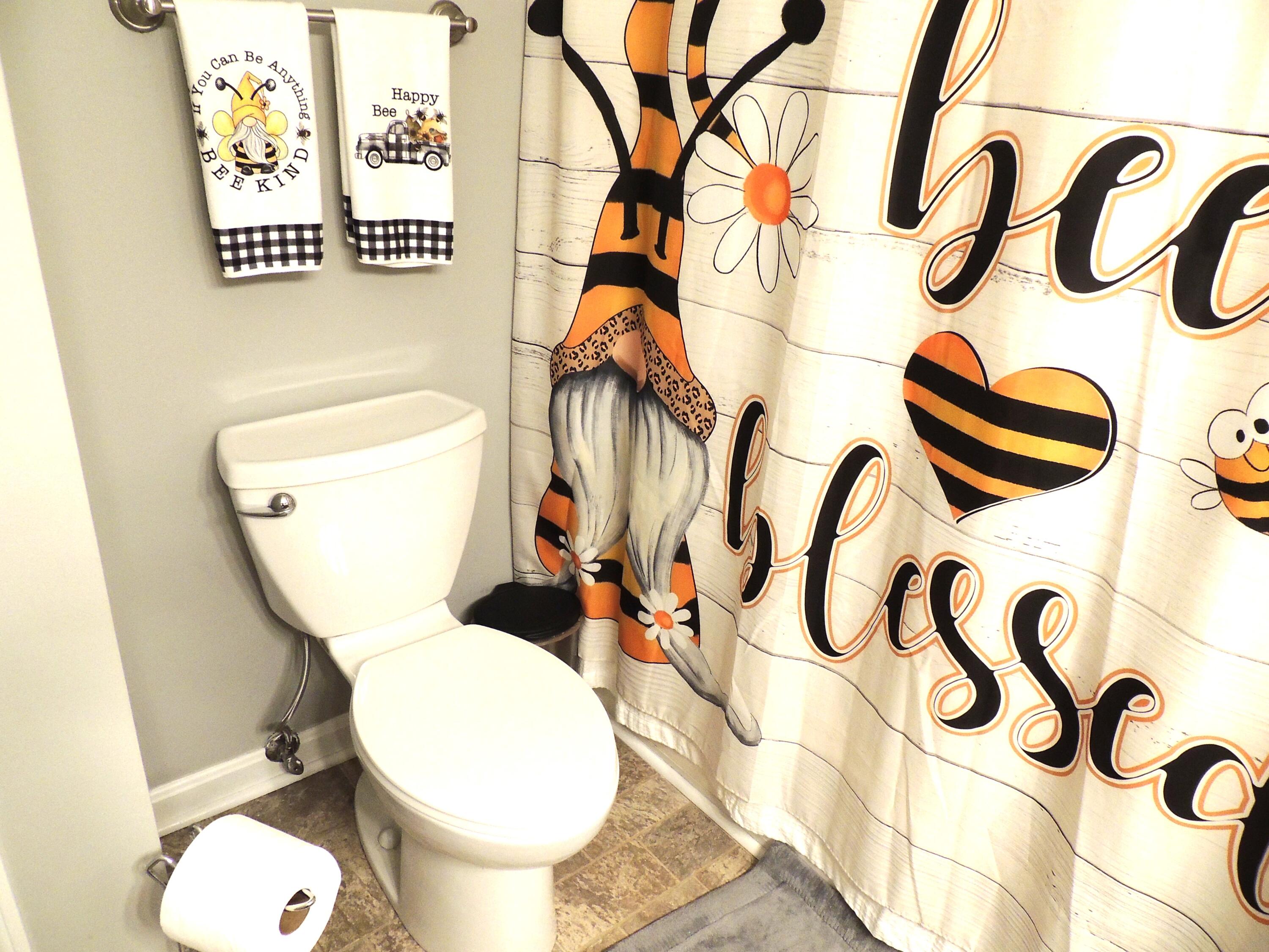 1464 Green-Wilson Road Frankfort, KY 40601 - Photo 26 of 57 hall bath 2