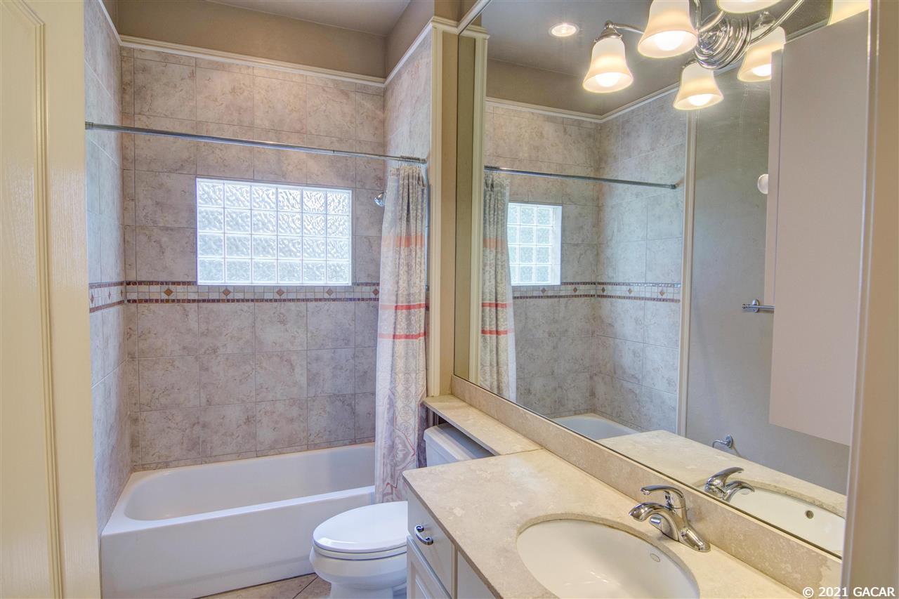 9264 Southwest 90th Street Gainesville, FL 32608 - Photo 11 of 21