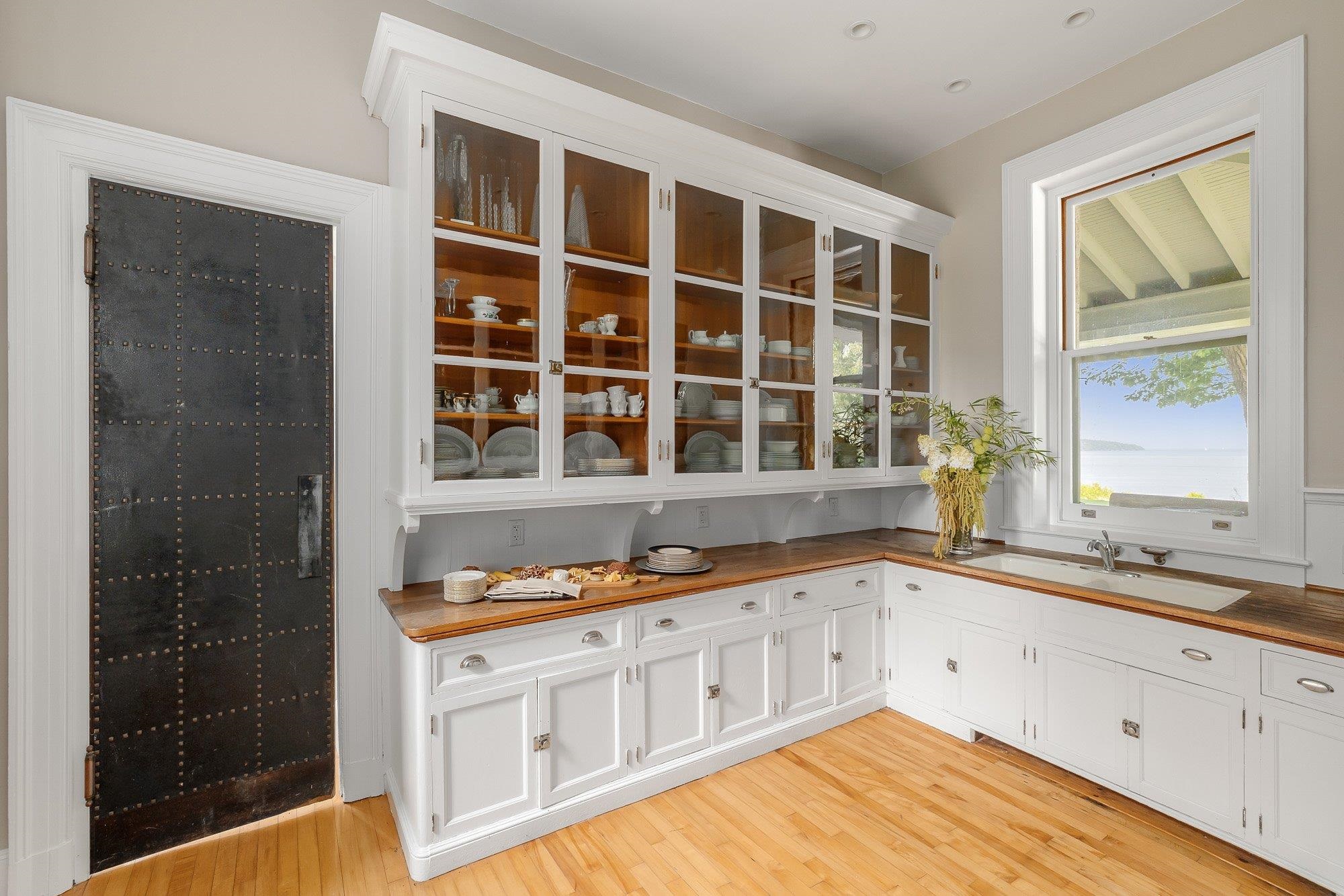 1044 Grosse Point Road Ferrisburgh, VT 05456 - Photo 19 of 60