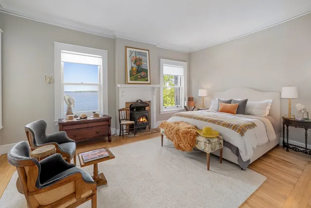 $22,900,000 | 1044 Grosse Point Road, Ferrisburgh, VT 05456