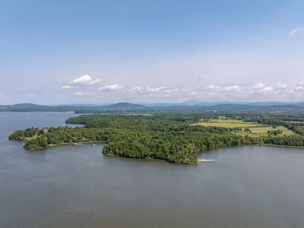 $22,900,000 | 1044 Grosse Point Road, Ferrisburgh, VT 05456