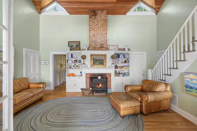 $22,900,000 | 1044 Grosse Point Road, Ferrisburgh, VT 05456