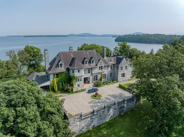 $22,900,000 | 1044 Grosse Point Road, Ferrisburgh, VT 05456