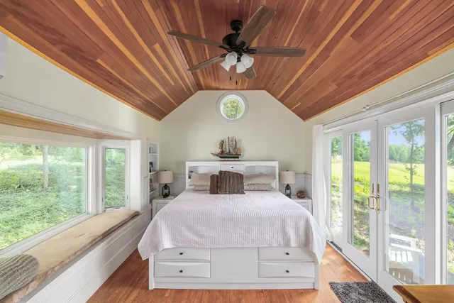 $22,900,000 | 1044 Grosse Point Road, Ferrisburgh, VT 05456