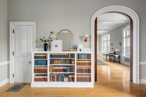 $22,900,000 | 1044 Grosse Point Road, Ferrisburgh, VT 05456