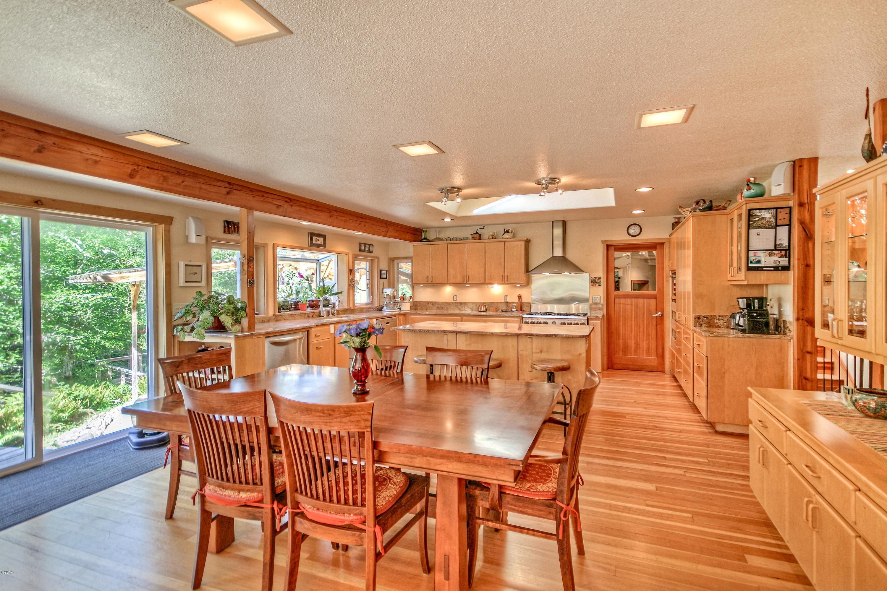 7900 Yachats River Road Yachats, OR 97498 - Photo 27 of 70 OCI-22a