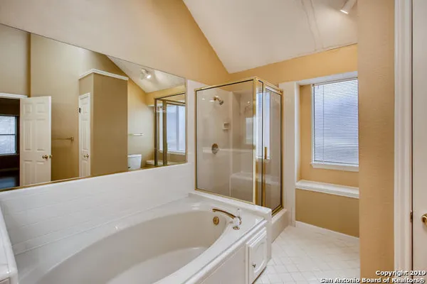 $2,450 | 8826 Lost Woods, San Antonio, TX 78240