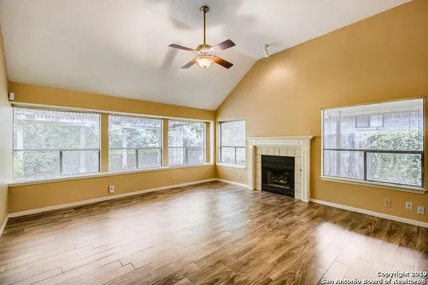 $2,450 | 8826 Lost Woods, San Antonio, TX 78240