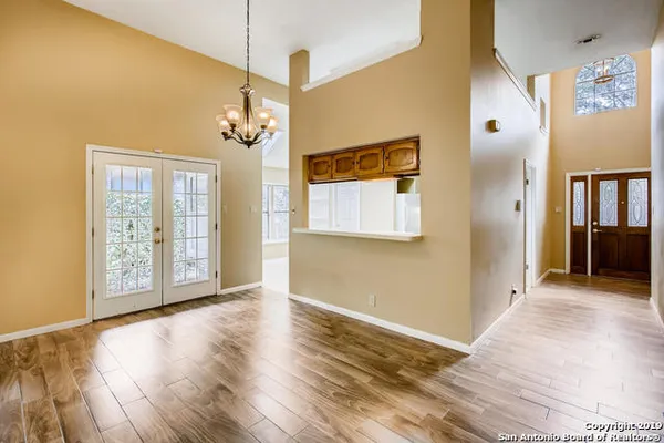 $2,450 | 8826 Lost Woods, San Antonio, TX 78240