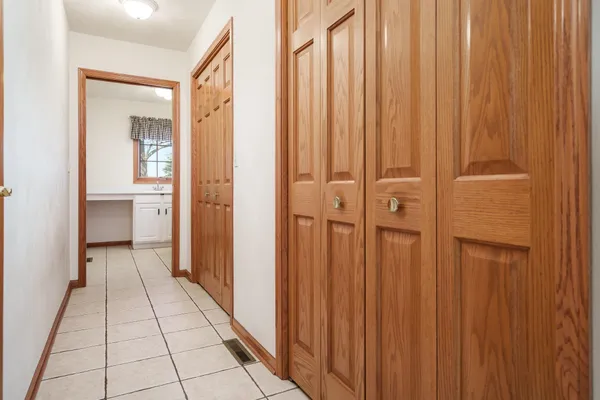 $450,000 | 261 West Redtail Lane, Oregon, IL 61061