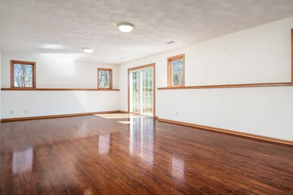 $450,000 | 261 West Redtail Lane, Oregon, IL 61061