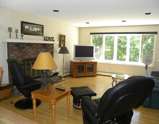 294 Hotel Road Auburn, ME 04210 - Photo 14 of 16 Living Room.