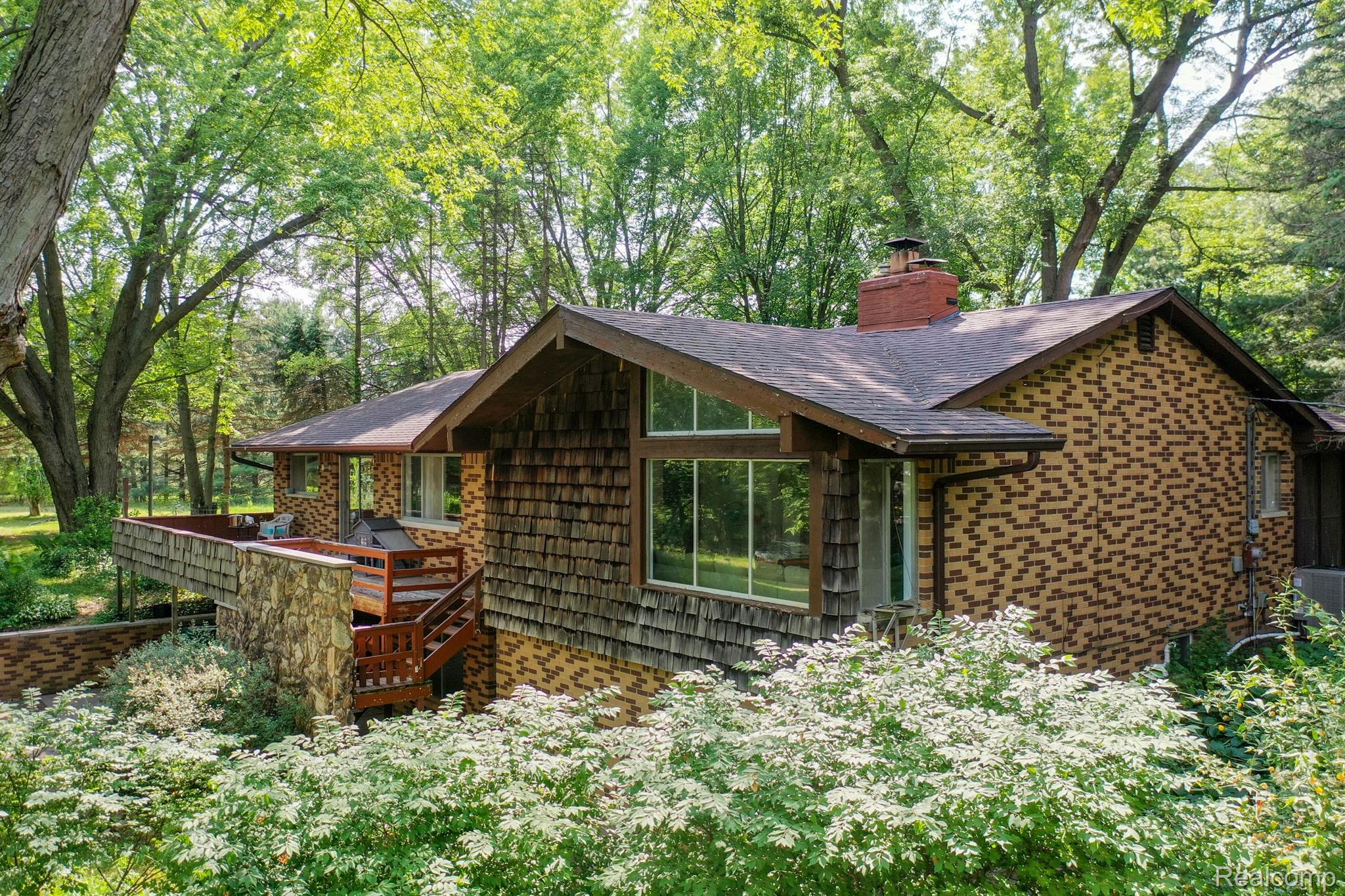 3991 Oak Grove Road Howell, MI 48855 - Photo 2 of 43 Gallery Image 2