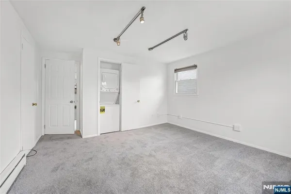 $2,900 | 38 Washington Avenue, Unit 2, Rutherford, NJ 07070