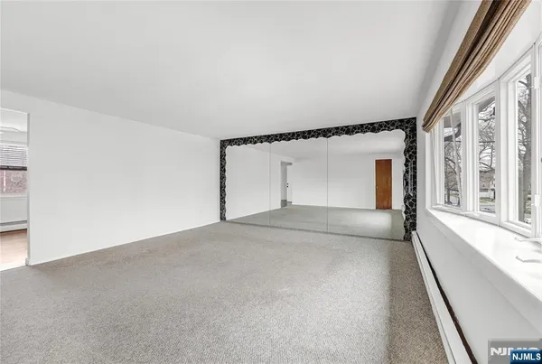 $2,900 | 38 Washington Avenue, Unit 2, Rutherford, NJ 07070