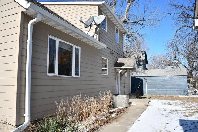 $265,000 | 1102 Grand Avenue, Worthington, MN 56187